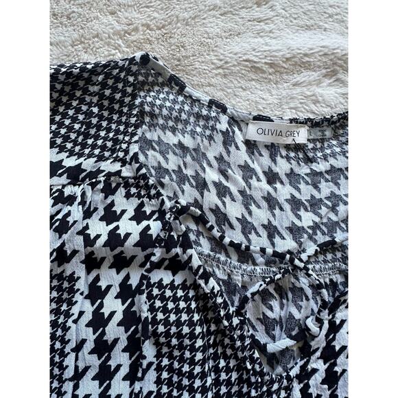 Olivia Grey Houndstooth Plaid Blouse Size L - Picture 7 of 7